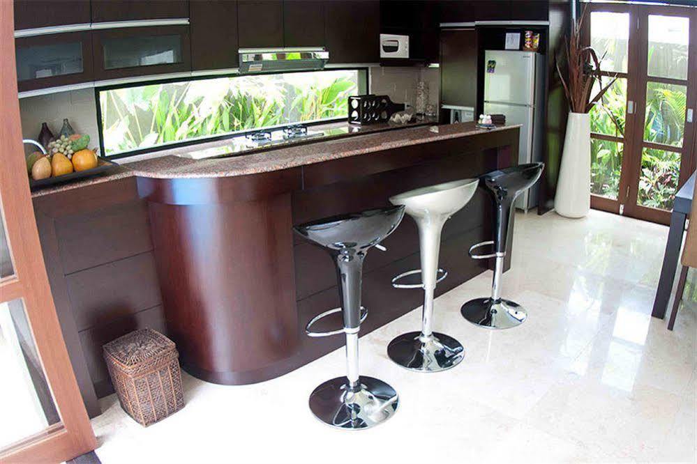 M Two Villas Seminyak Exterior foto